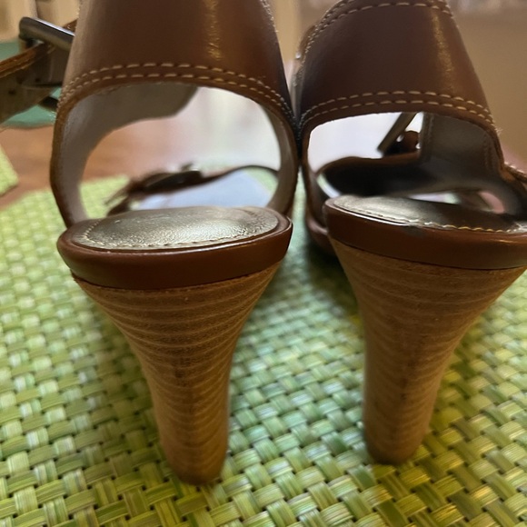 Joan and David heels sandals size 7.5 like new. - Picture 2 of 4